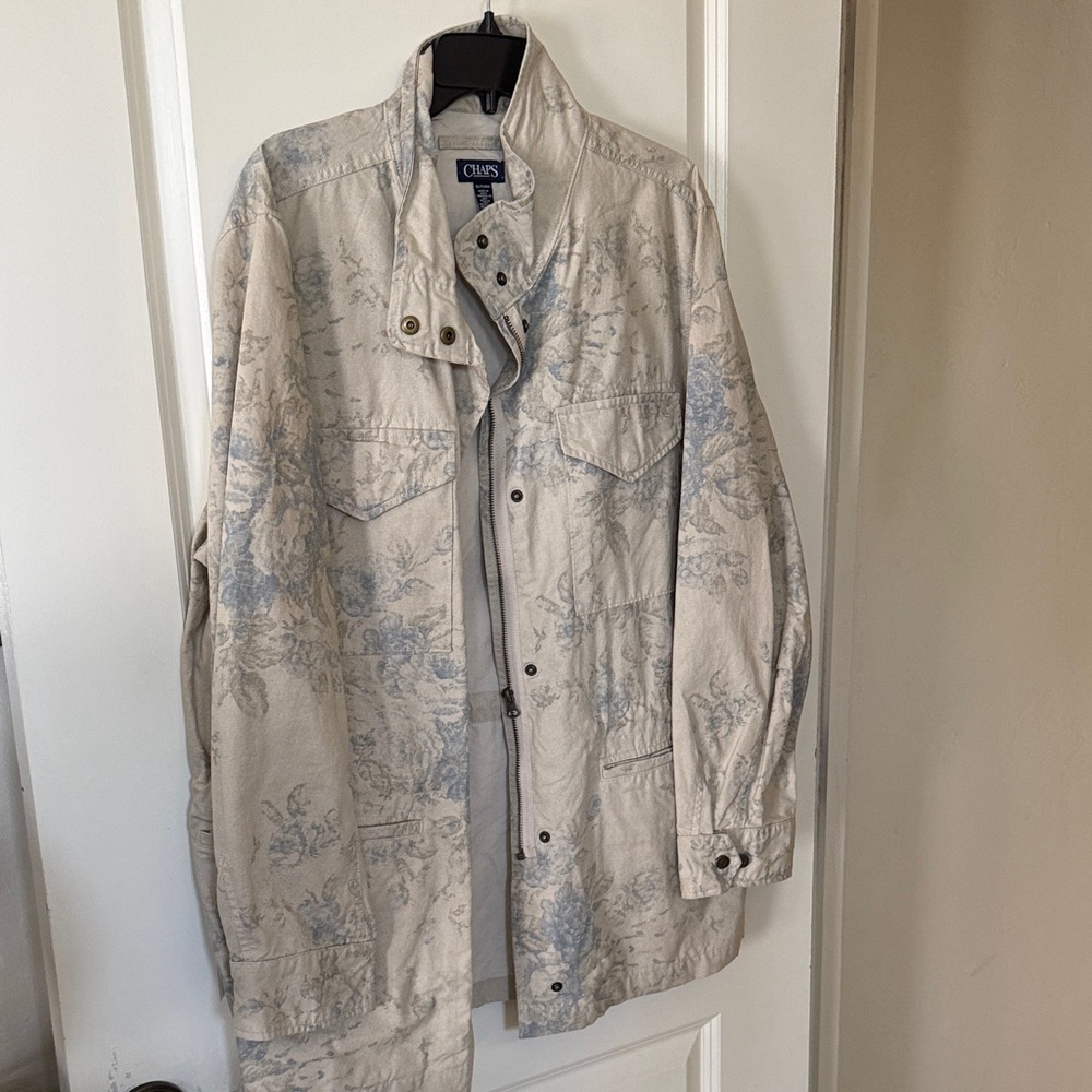 Chaps women's Cream Field Jacket with Light Blue Floral Print xl new